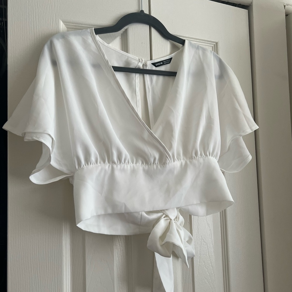 Shein White top tie around open back weared once like new